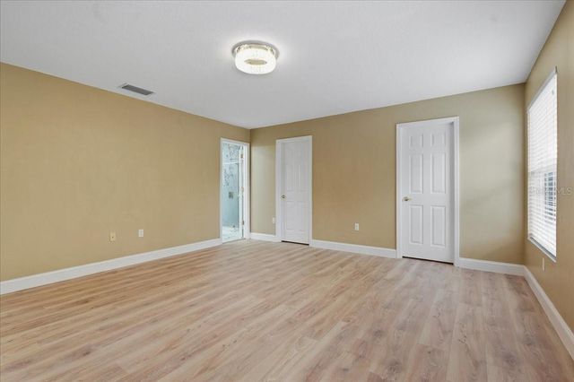 19149 DOVE CREEK DRIVE, Tampa, FL 33647
