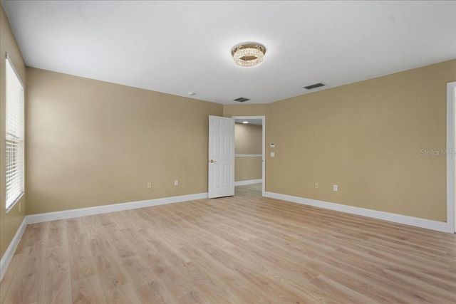 19149 DOVE CREEK DRIVE, Tampa, FL 33647