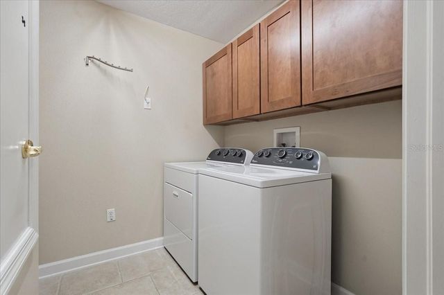 19149 DOVE CREEK DRIVE, Tampa, FL 33647