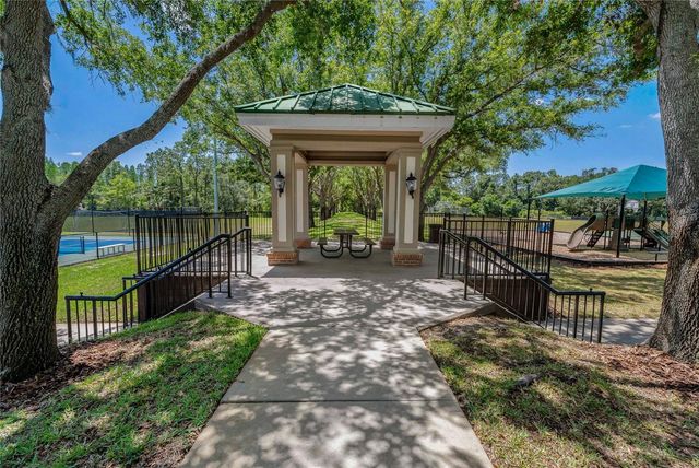 19149 DOVE CREEK DRIVE, Tampa, FL 33647