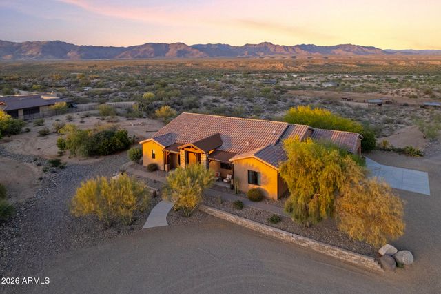 21620 W Buckwheat Lane, Congress, AZ 85332