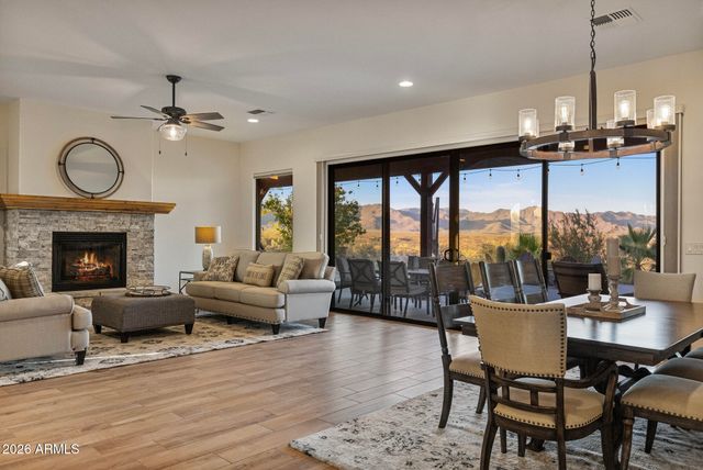 21620 W Buckwheat Lane, Congress, AZ 85332