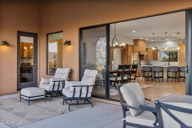 21620 W Buckwheat Lane, Congress, AZ 85332