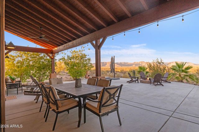 21620 W Buckwheat Lane, Congress, AZ 85332