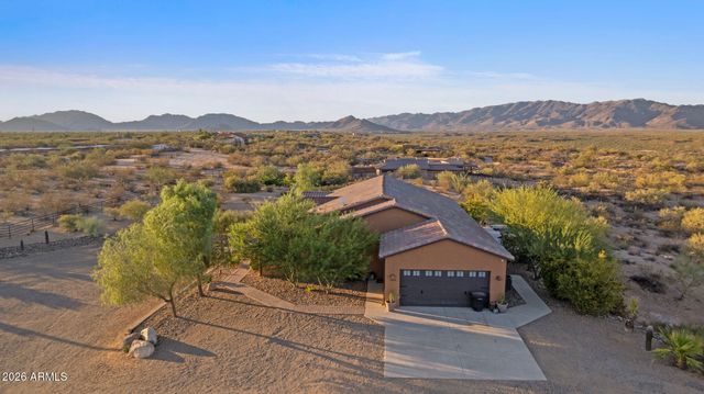 21620 W Buckwheat Lane, Congress, AZ 85332