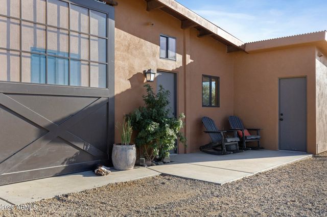 21620 W Buckwheat Lane, Congress, AZ 85332