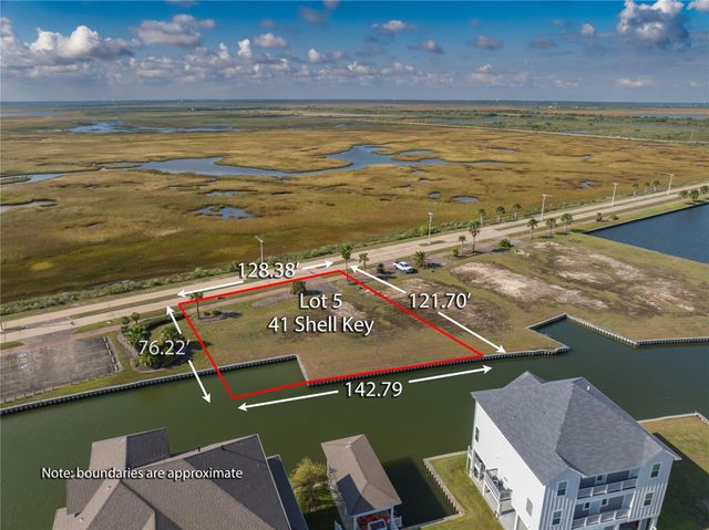 41 Shell Key, Hitchcock, TX 77563