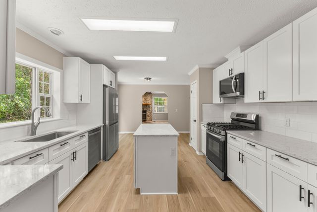 13726 Jennifer Road, Grand Haven, MI 49417