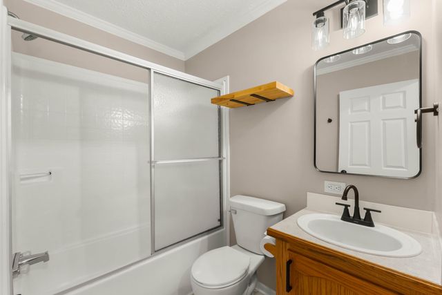 13726 Jennifer Road, Grand Haven, MI 49417