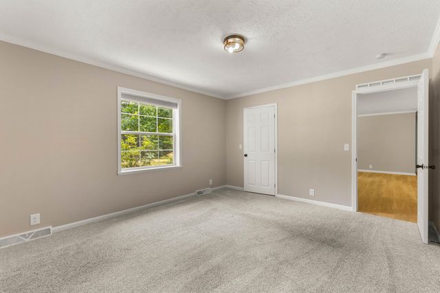13726 Jennifer Road, Grand Haven, MI 49417