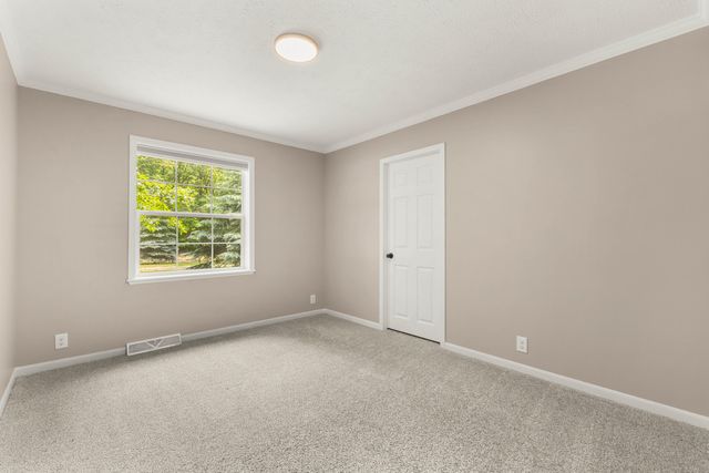 13726 Jennifer Road, Grand Haven, MI 49417