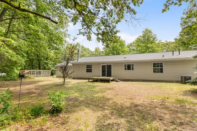 13726 Jennifer Road, Grand Haven, MI 49417