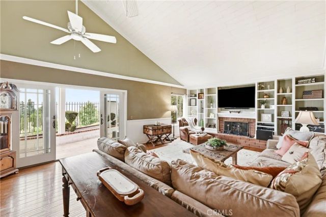 858 S BLUEBIRD CIRCLE, Anaheim Hills, CA 92807
