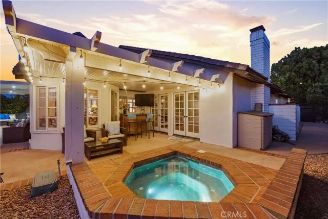 858 S BLUEBIRD CIRCLE, Anaheim Hills, CA 92807