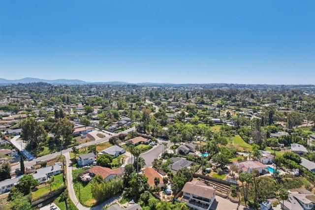 1092 Hidden Vale Drive, Vista, CA 92081