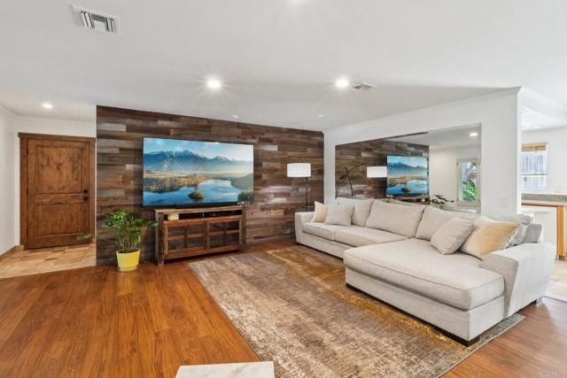 1092 Hidden Vale Drive, Vista, CA 92081