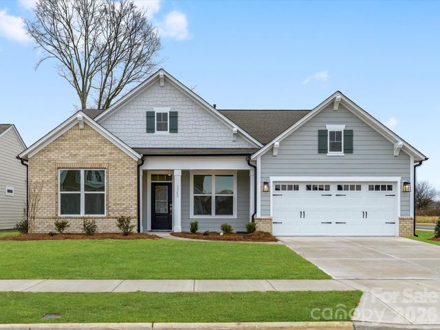 3245 Vermillion Drive, Harrisburg, NC 28075