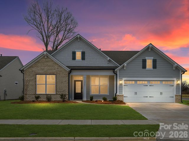 3245 Vermillion Drive, Harrisburg, NC 28075