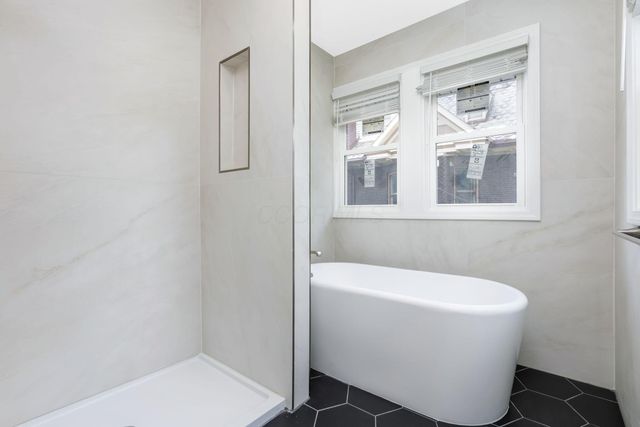 412 E Oakland Avenue, 412, Columbus, OH 43202