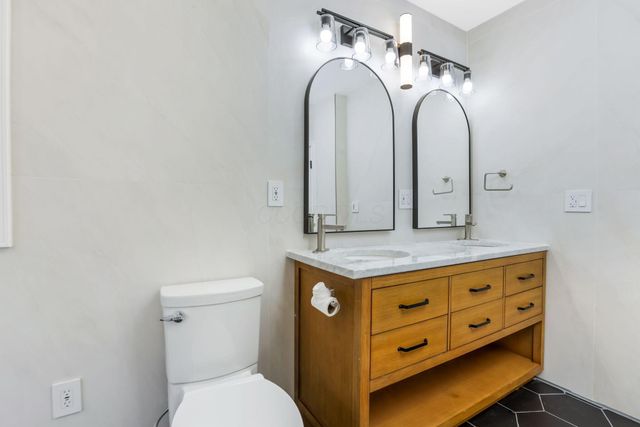 412 E Oakland Avenue, 412, Columbus, OH 43202