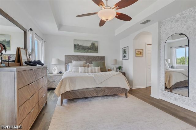 1557 Birdie DR, Naples, FL 34120