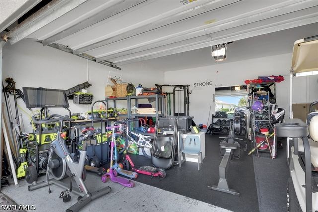 1557 Birdie DR, Naples, FL 34120