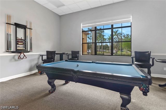 1557 Birdie DR, Naples, FL 34120