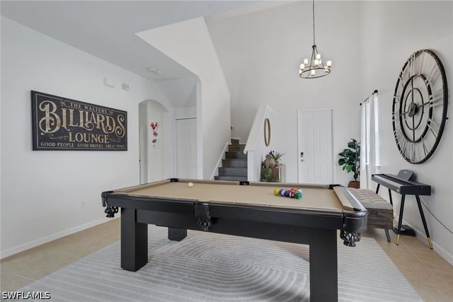 1557 Birdie DR, Naples, FL 34120