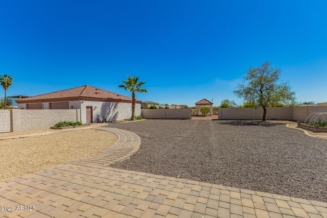 16037 W WADE Lane, Goodyear, AZ 85338