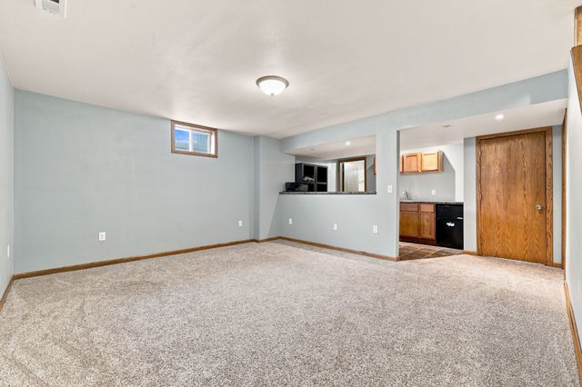 704 SW 50th Street, Ankeny, IA 50023