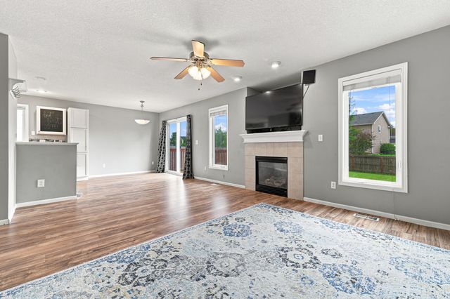 704 SW 50th Street, Ankeny, IA 50023