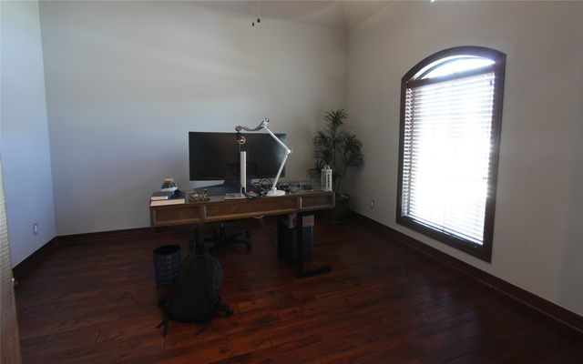 284 Stonewolf Court, Gordonville, TX 76245