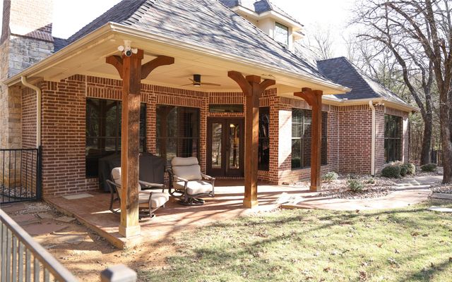 284 Stonewolf Court, Gordonville, TX 76245