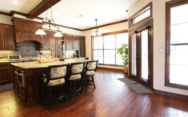 284 Stonewolf Court, Gordonville, TX 76245