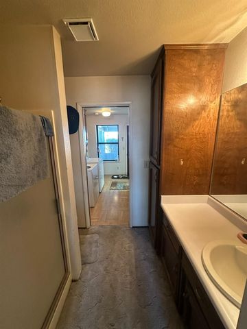 8213 E Monte Vista Ave, Denair, CA 95316