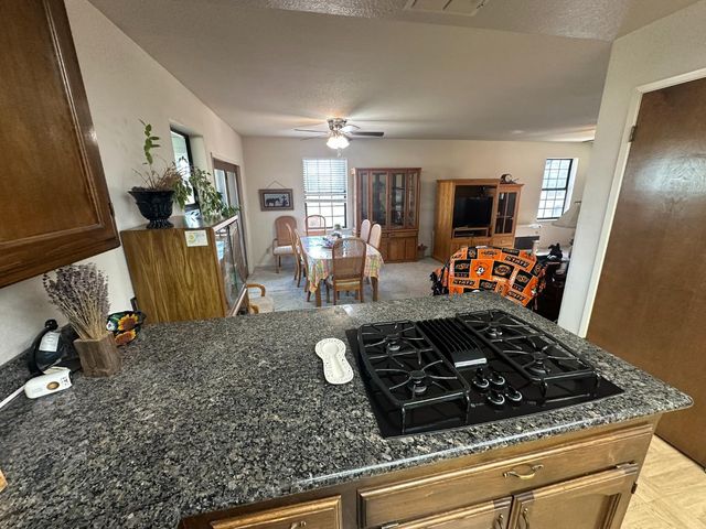 8213 E Monte Vista Ave, Denair, CA 95316
