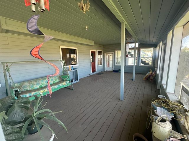 8213 E Monte Vista Ave, Denair, CA 95316