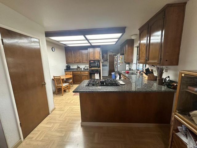 8213 E Monte Vista Ave, Denair, CA 95316