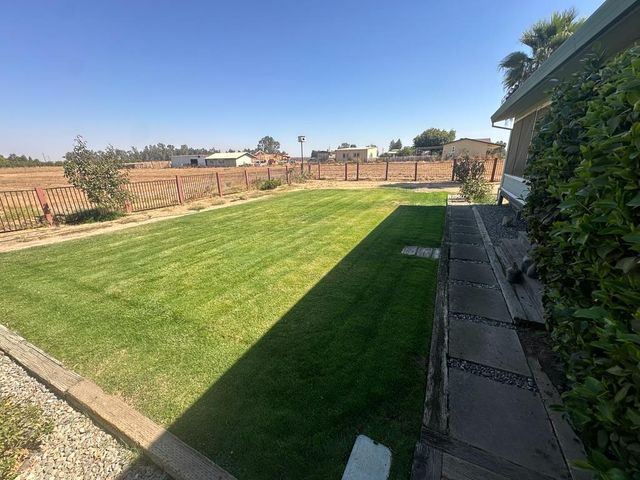 8213 E Monte Vista Ave, Denair, CA 95316