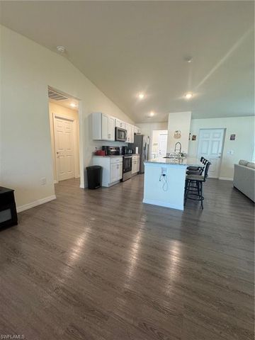 7024 Hero CIR, Labelle, FL 33935