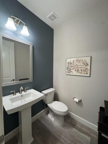 7009 Fox Trot Way, Roseville, CA 95747