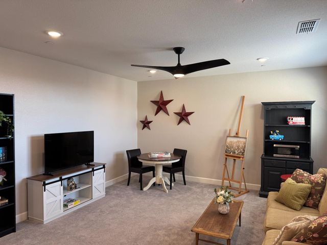 7009 Fox Trot Way, Roseville, CA 95747