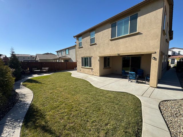 7009 Fox Trot Way, Roseville, CA 95747