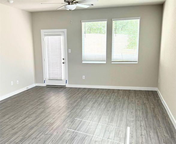 1934 Darlington Oak Drive, Conroe, TX 77304