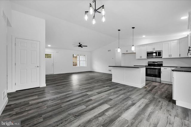 1013 INDIAN DR, Auburn, PA 17922