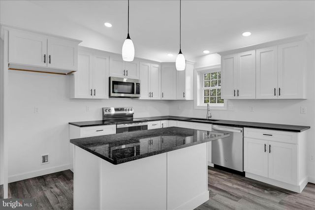 1013 INDIAN DR, Auburn, PA 17922