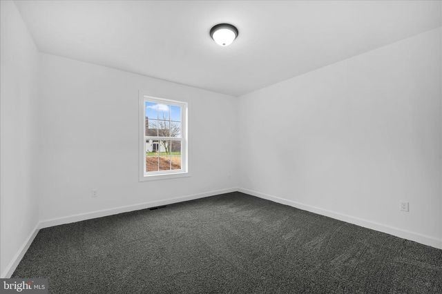 1013 INDIAN DR, Auburn, PA 17922