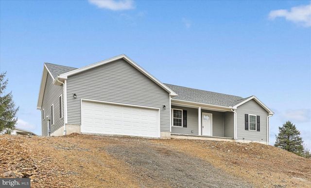 1013 INDIAN DR, Auburn, PA 17922