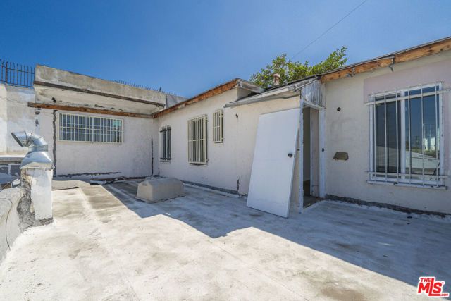 3515 Avalon Boulevard, Los Angeles, CA 90011