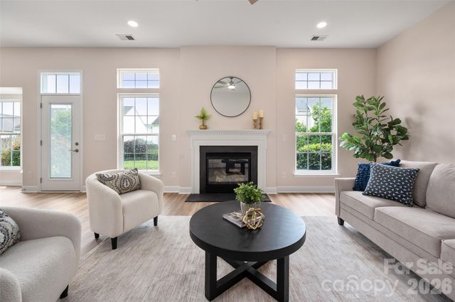 11916 Creek Turn Drive 382, Charlotte, NC 28278
